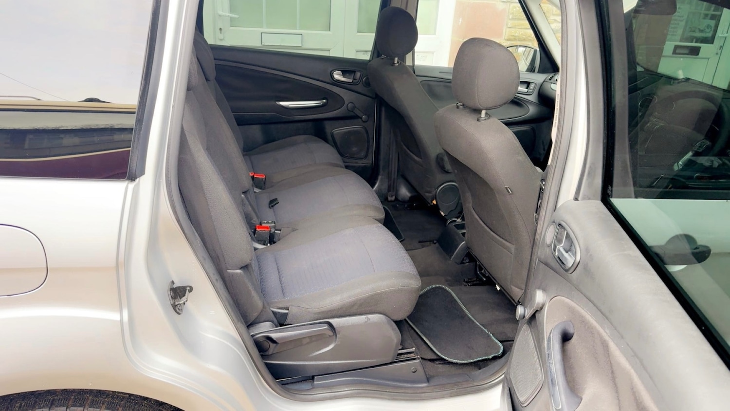 Used Ford Galaxy 2010 for sale - 77563369: Photo 14