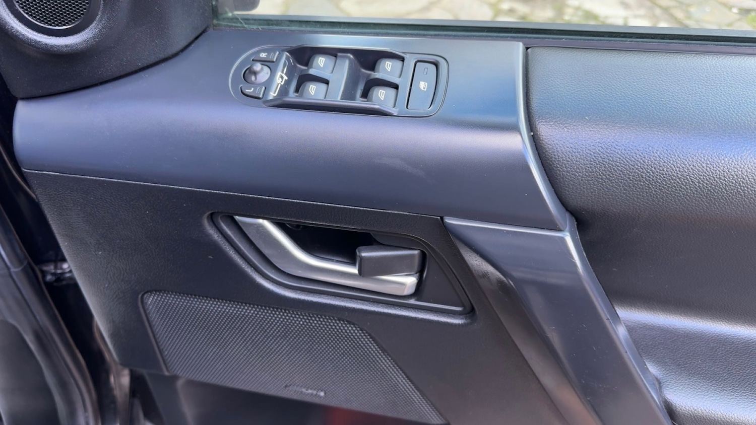 Used Land Rover Freelander 2011 for sale - 76855480: Photo 13