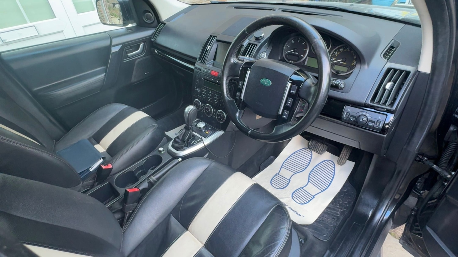 Used Land Rover Freelander 2011 for sale - 76855480: Photo 14