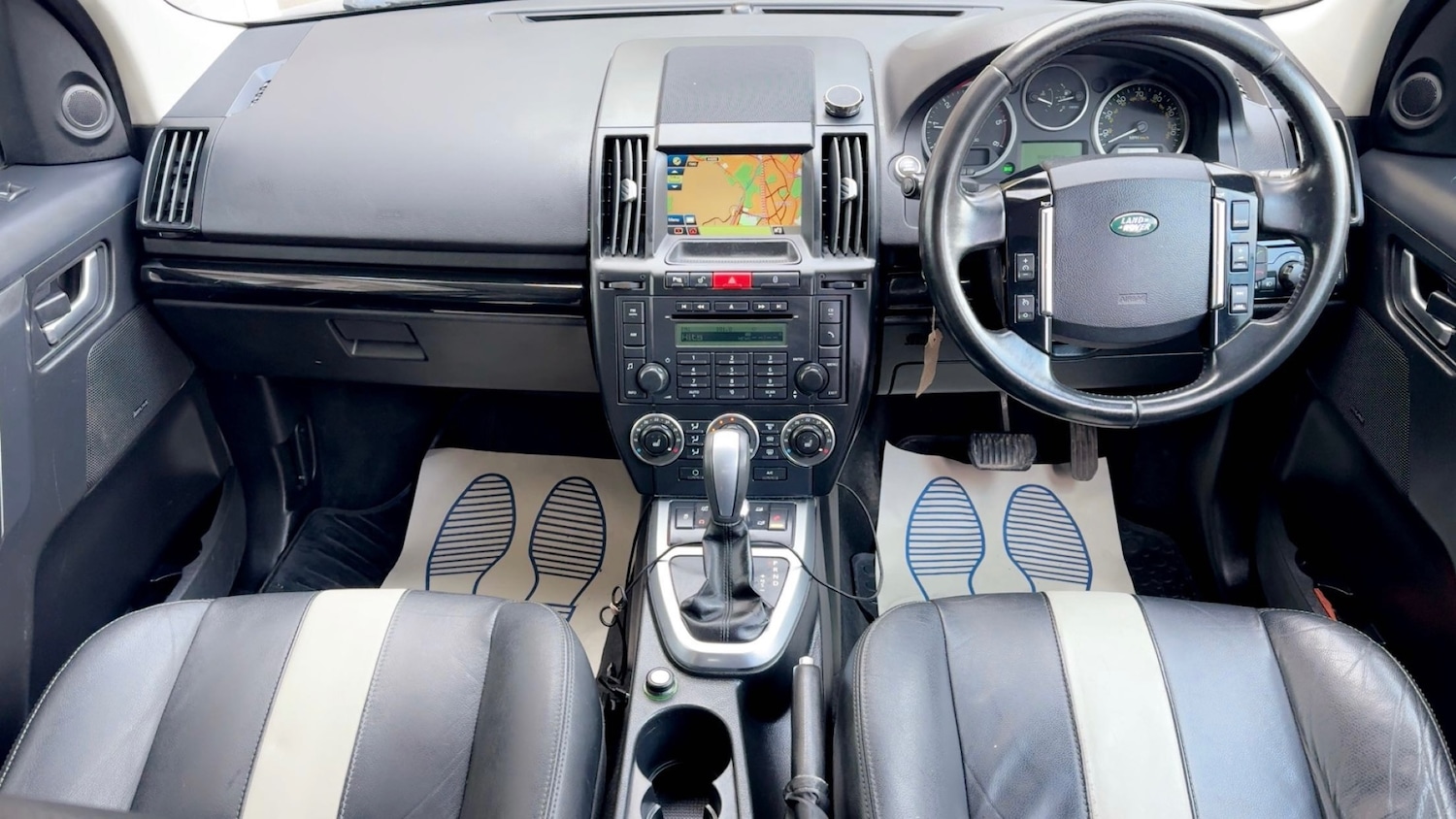 Used Land Rover Freelander 2011 for sale - 76855480: Photo 16