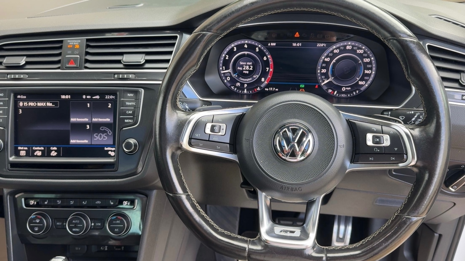 Used Volkswagen Tiguan 2017 for sale - 76510533: Photo 12