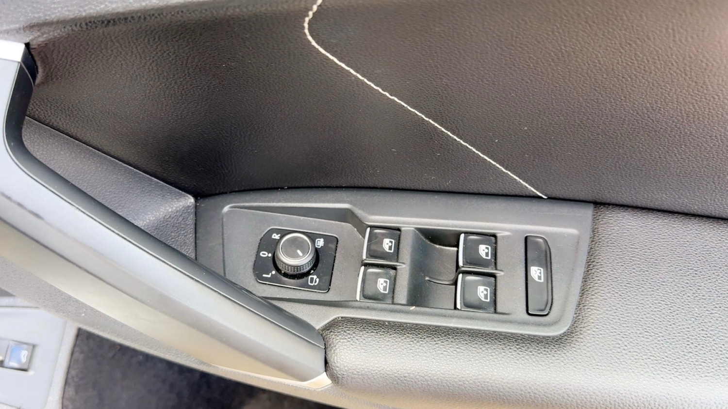 Used Volkswagen Tiguan 2017 for sale - 76510533: Photo 14