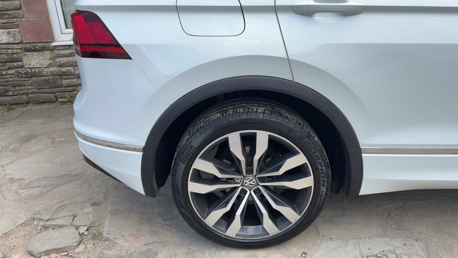 Used Volkswagen Tiguan 2017 for sale - 76510533: Photo 21