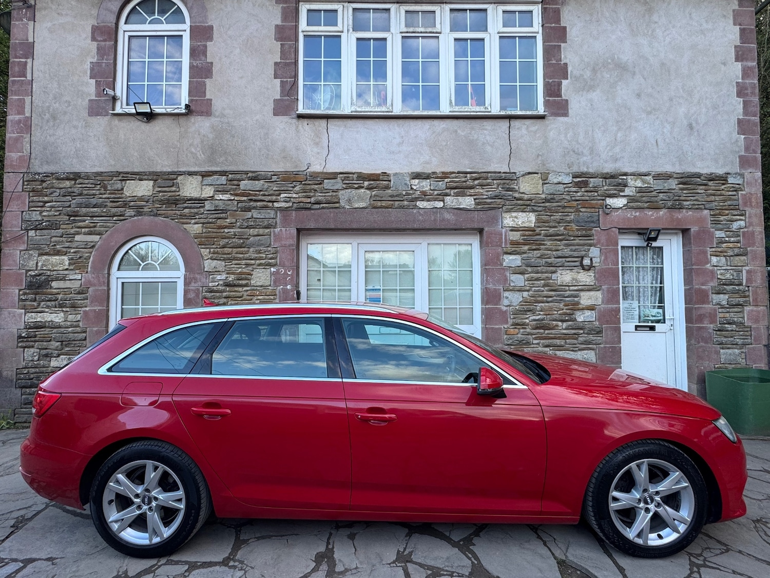 Used Audi A4 2017 for sale - 78218415: Photo 6
