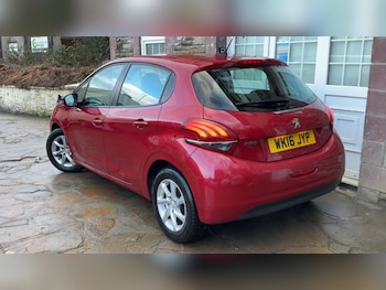 Used Peugeot 208 2016 for sale - 77354964: Photo