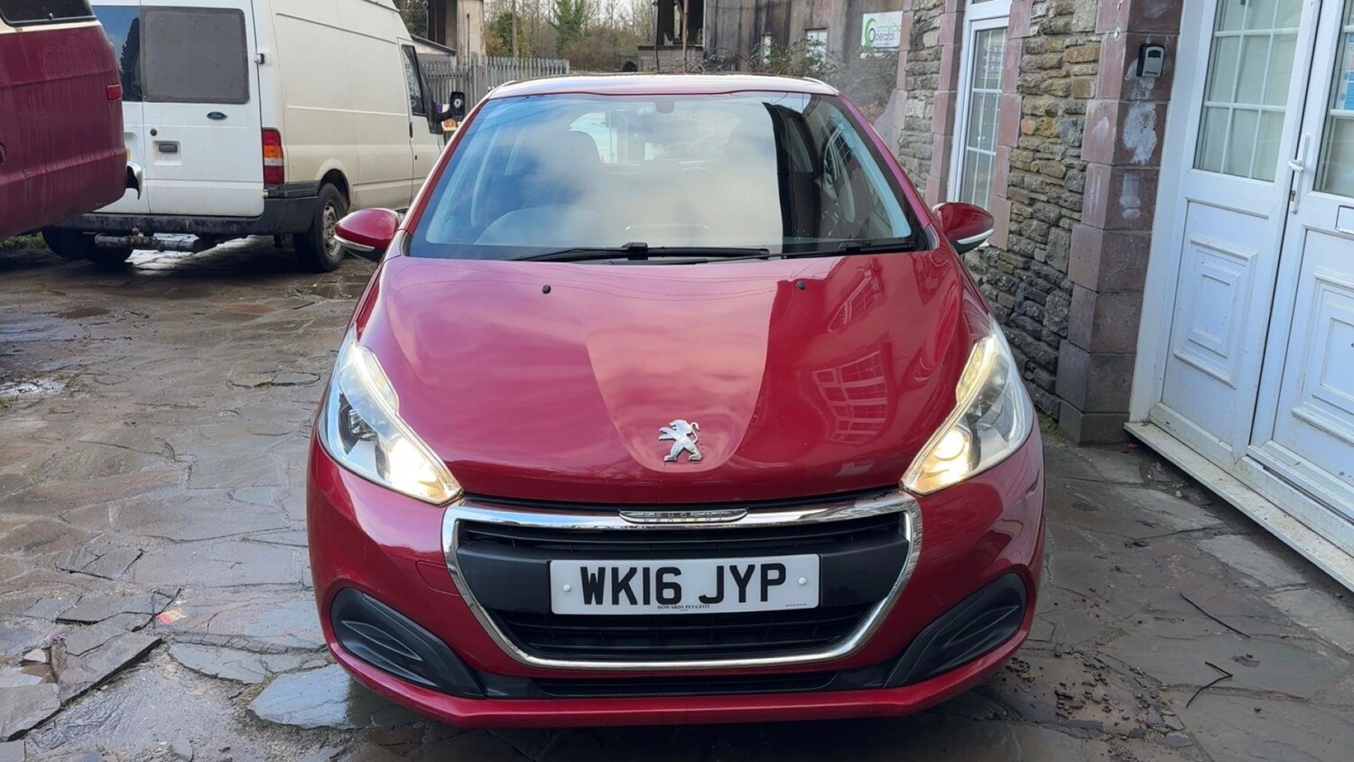 Used Peugeot 208 2016 for sale - 77354964: Photo 8