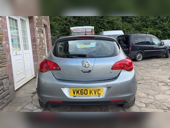 Used Vauxhall Astra 2010 for sale - 75611637: Photo