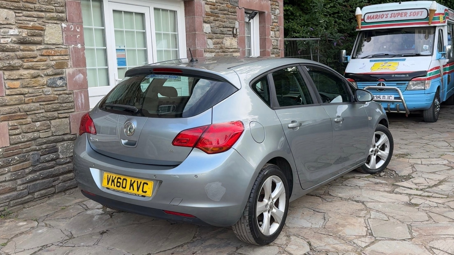 Vehicle 5