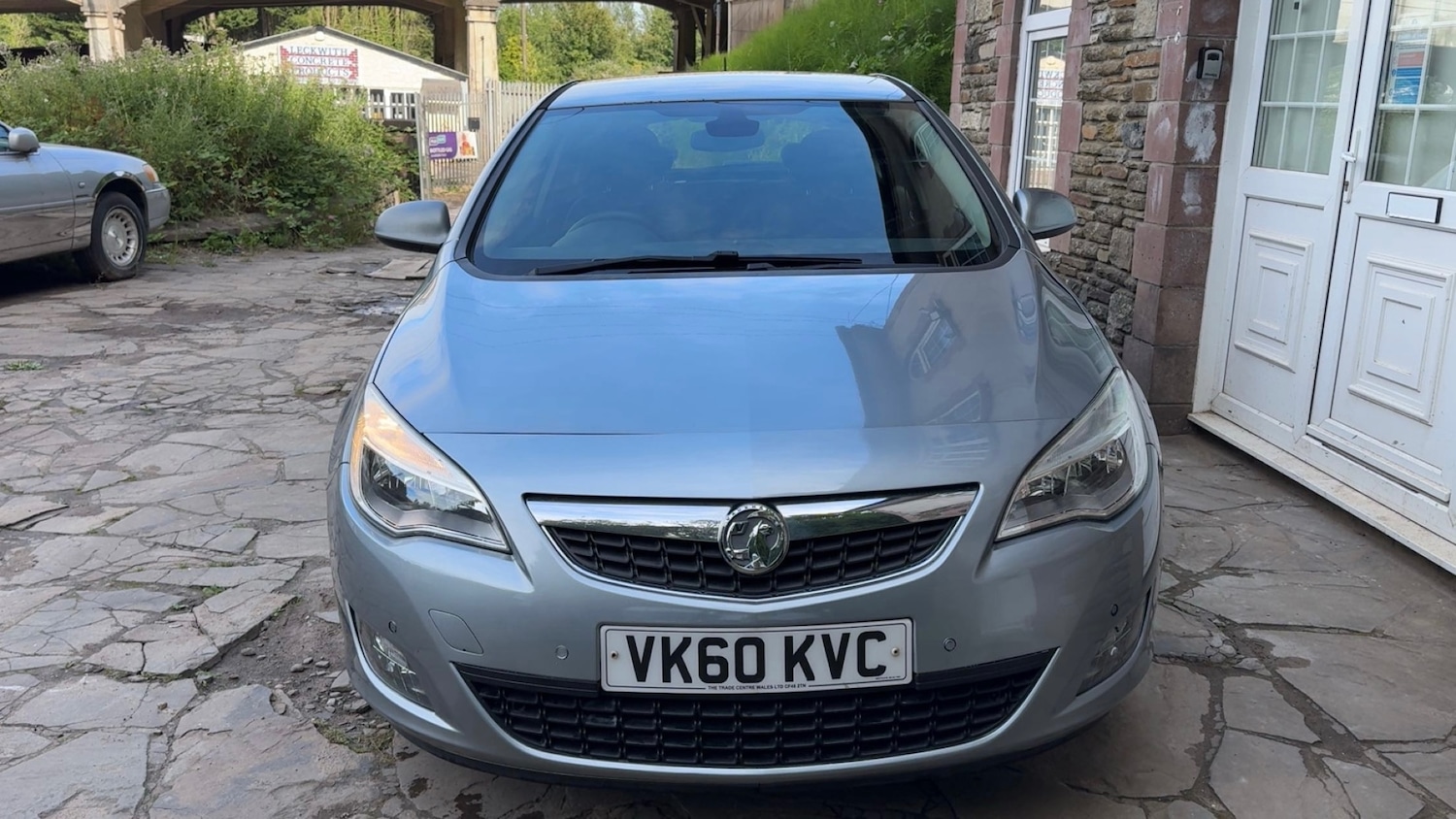 Vehicle 8