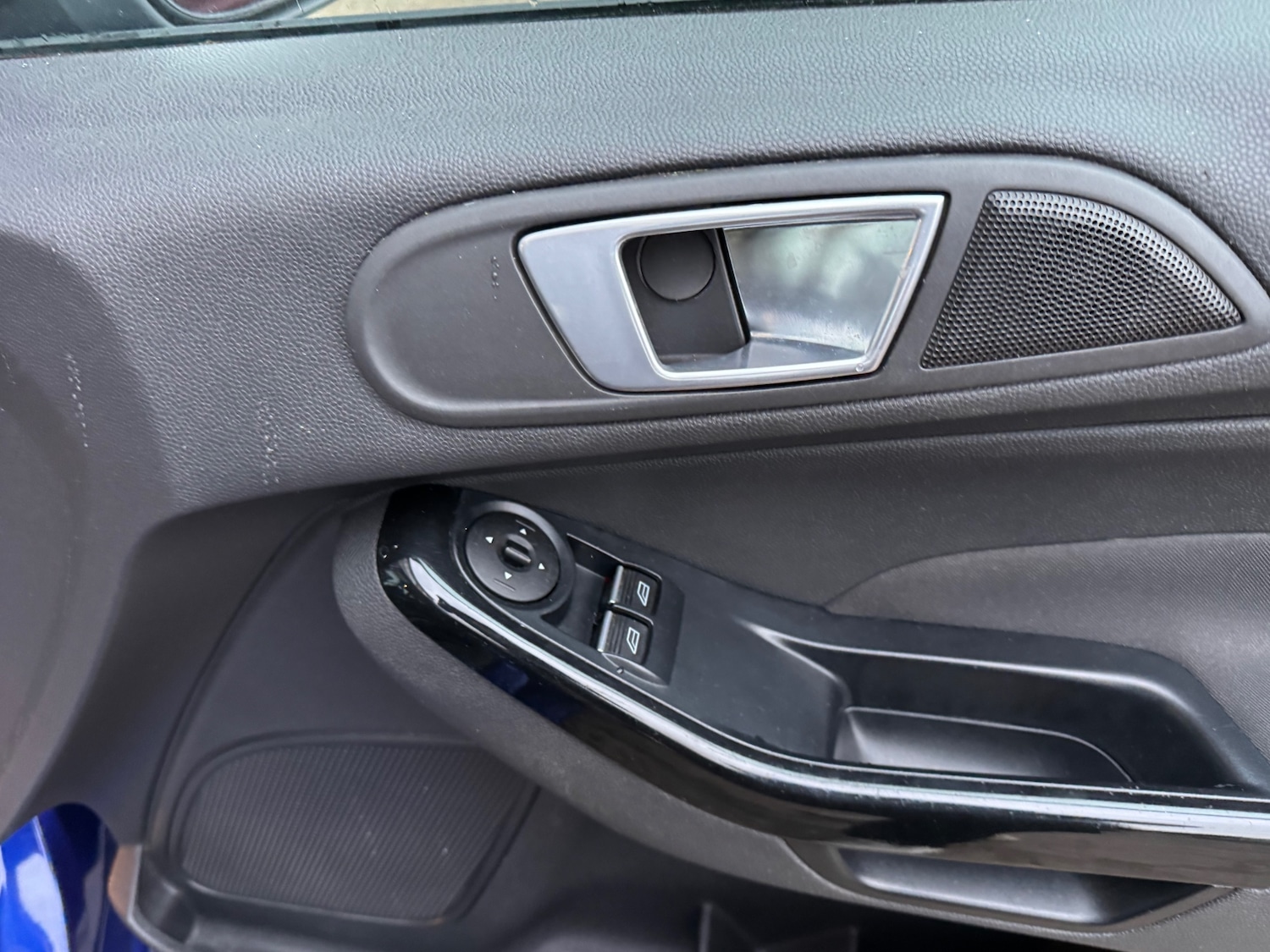 Used Ford Fiesta 2015 for sale - 78218196: Photo 15