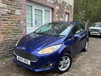 Used Ford Fiesta 2015 for sale - 78218196: Photo