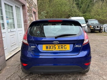 Used Ford Fiesta 2015 for sale - 78218196: Photo