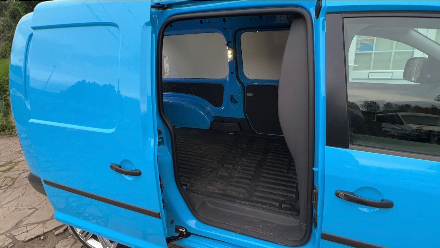 Used Volkswagen Caddy 2015 for sale - 76885149: Photo 15