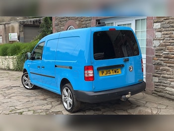 Used Volkswagen Caddy 2015 for sale - 76885149: Photo