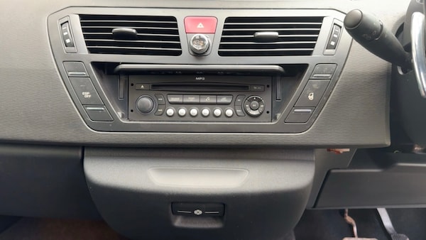Used Citroen C4 Picasso 2009 for sale - 76218023: Photo 16