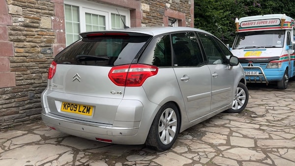 Used Citroen C4 Picasso 2009 for sale - 76218023: Photo 5