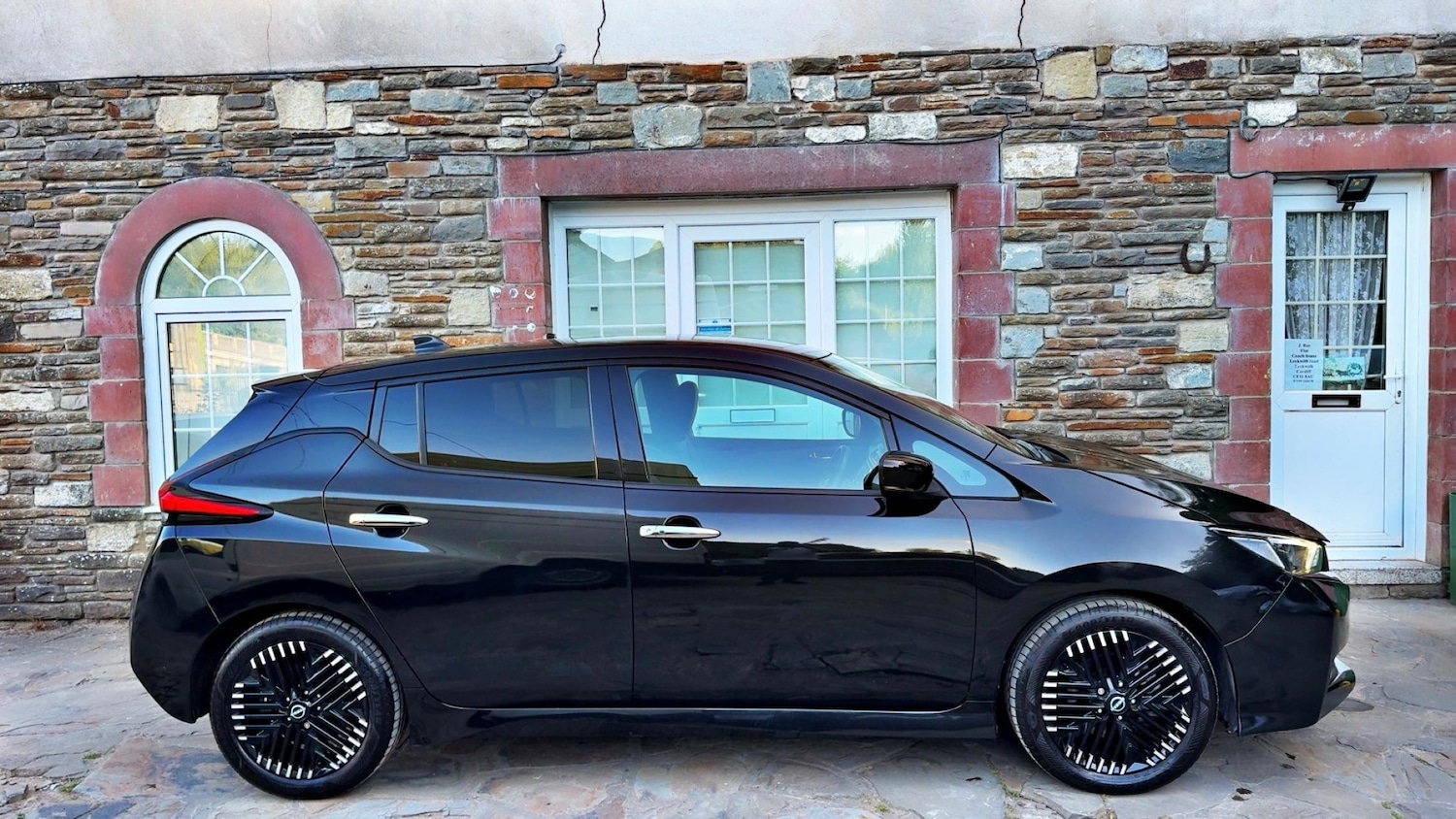 Used Nissan Leaf 2022 for sale - 76511017: Photo 6