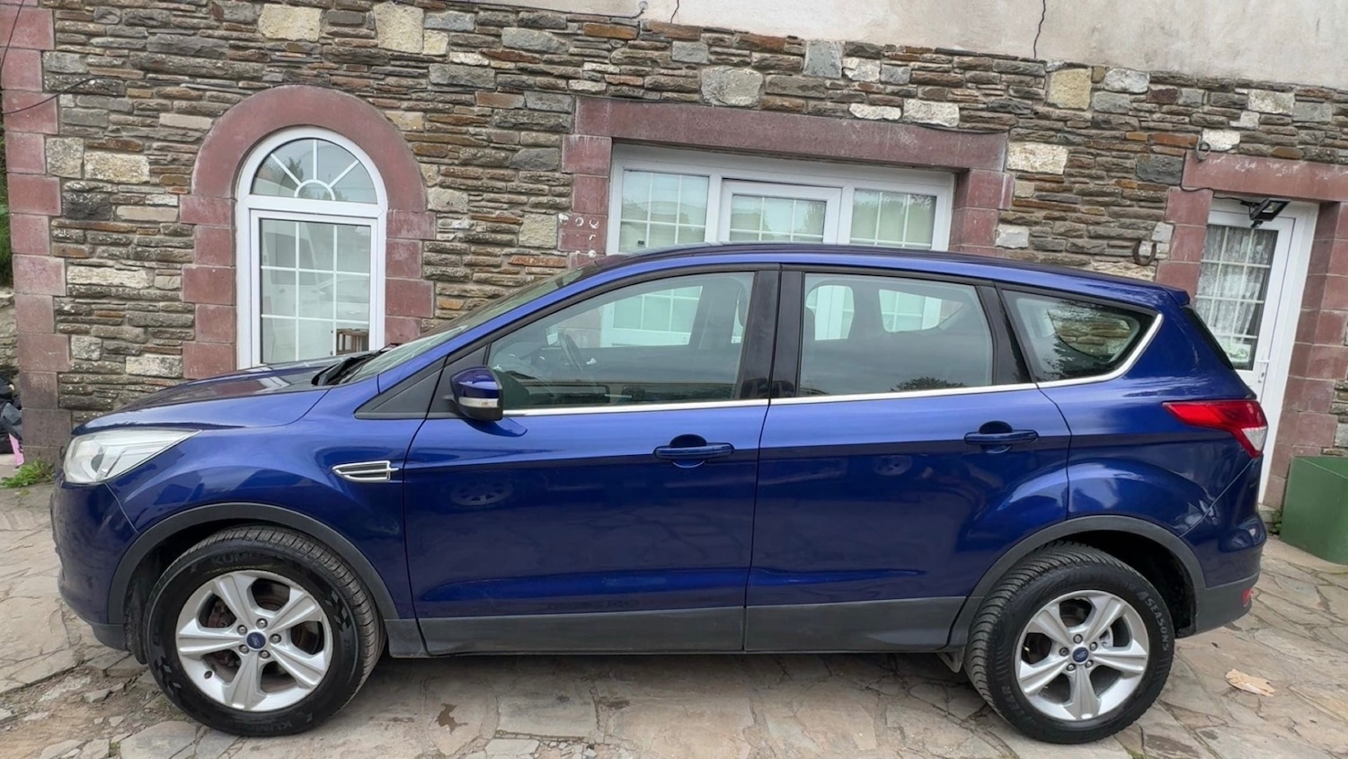 Used Ford Kuga 2014 for sale - 76165377: Photo 2