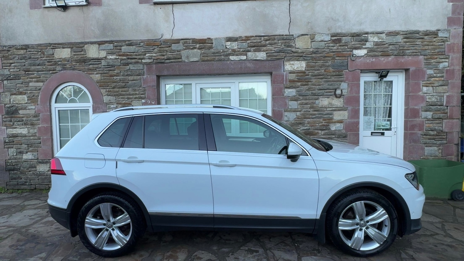 Used Volkswagen Tiguan 2020 for sale - 76705251: Photo 5