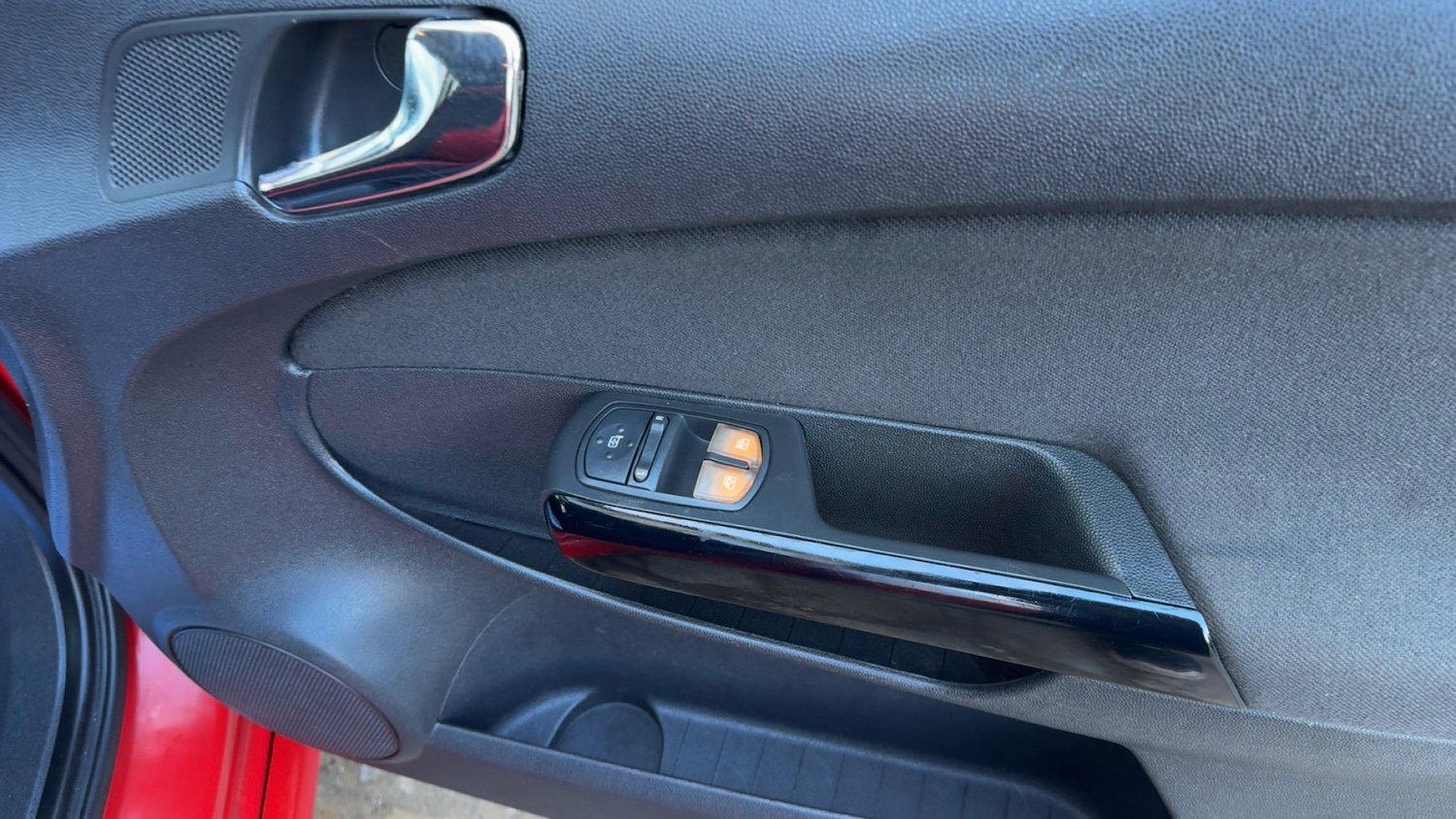 Used Vauxhall Corsa 2012 for sale - 77656728: Photo 18