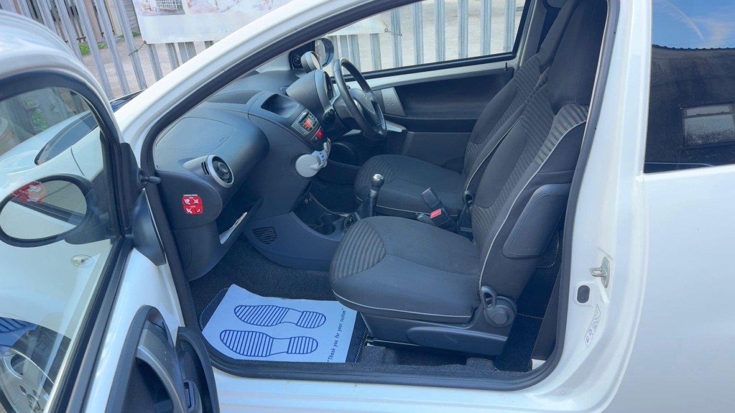 Used Peugeot 107 2014 for sale - 78139610: Photo 11