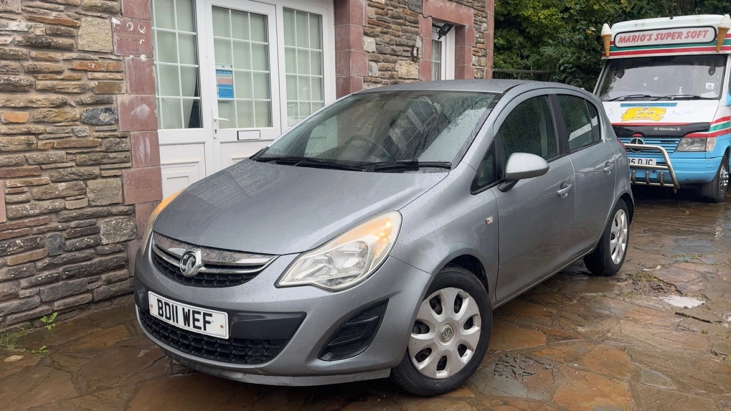 Used Vauxhall Corsa 2011 for sale - 76511037: Photo 1