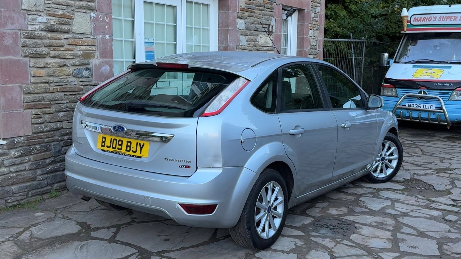Used Ford Focus 2009 for sale - 76225488: Photo 5