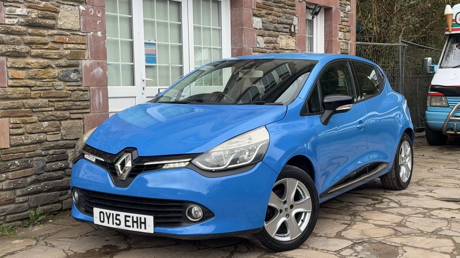 Used Renault Clio 2015 for sale - 77682664: Photo 1