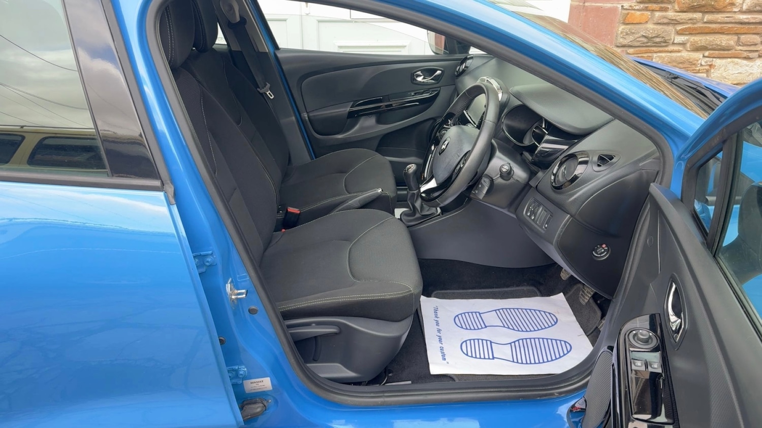 Used Renault Clio 2015 for sale - 77682664: Photo 12