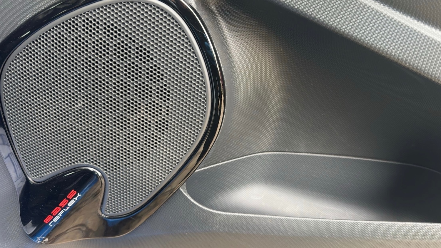 Used Renault Clio 2015 for sale - 77682664: Photo 19