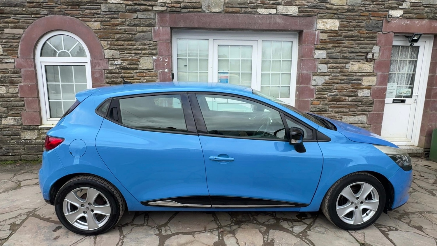 Used Renault Clio 2015 for sale - 77682664: Photo 6