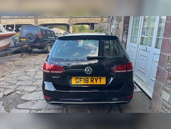 Used Volkswagen Golf 2018 for sale - 79600875: Photo