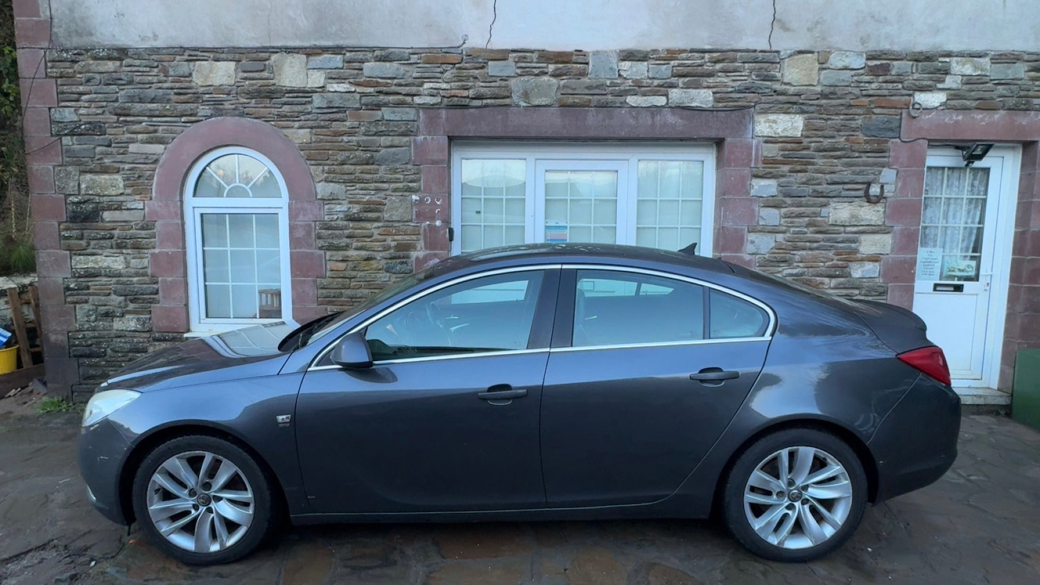 Used Vauxhall Insignia 2012 for sale - 77079725: Photo 2