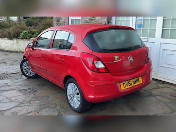 Used Vauxhall Corsa 2011 for sale - 76527413: Photo