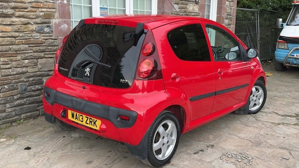 Used Peugeot 107 2013 for sale - 76088777: Photo 5