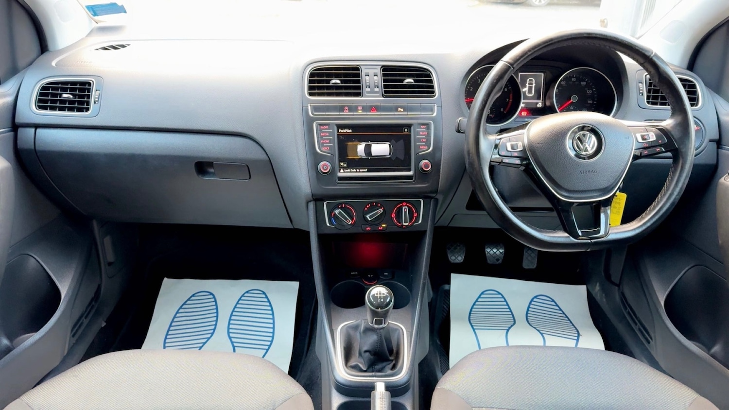 Used Volkswagen Polo 2015 for sale - 76752018: Photo 9