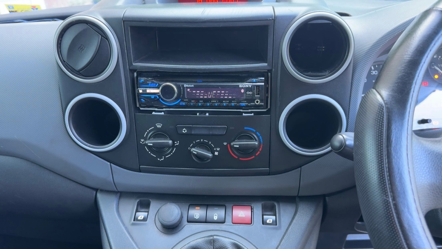 Used Peugeot Partner 2014 for sale - 77099723: Photo 10