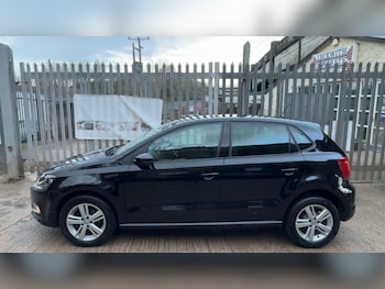 Used Volkswagen Polo 2016 for sale - 77073831: Photo