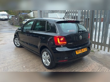 Used Volkswagen Polo 2016 for sale - 77073831: Photo