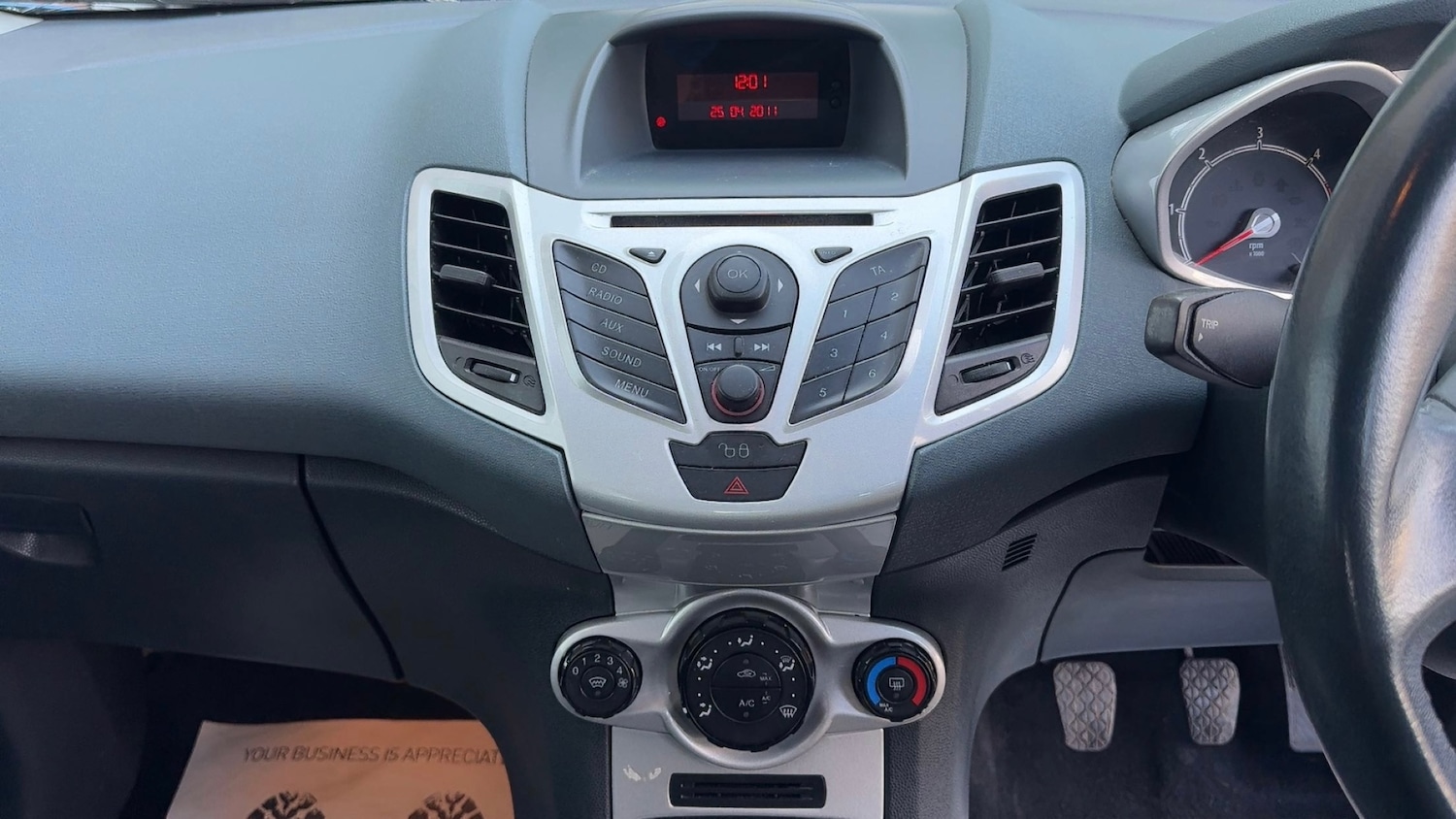 Used Ford Fiesta 2011 for sale - 78101624: Photo 14