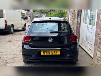 Used Volkswagen Polo 2018 for sale - 79302515: Photo