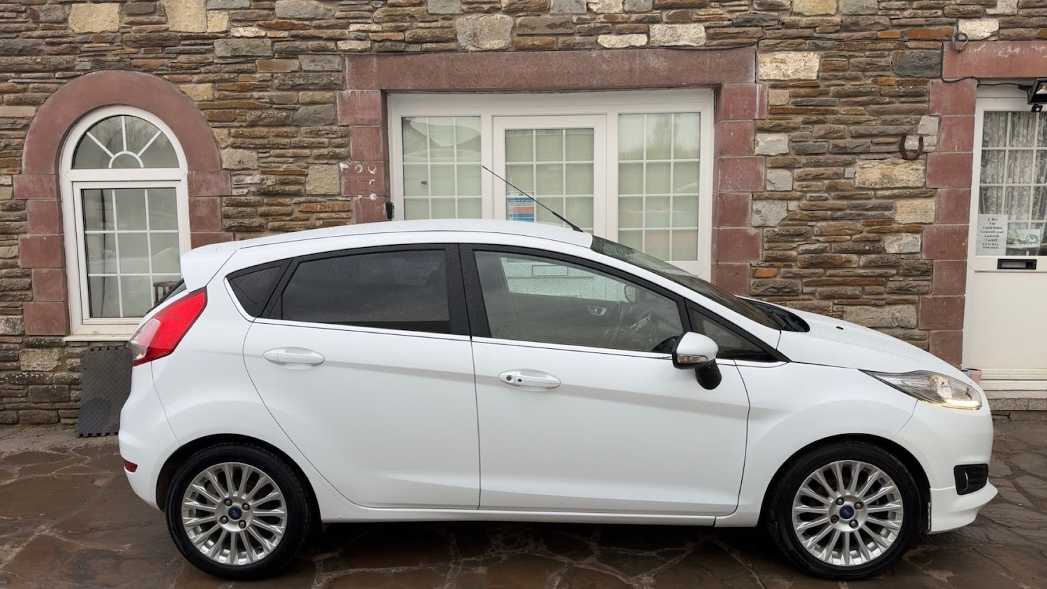Used Ford Fiesta 2015 for sale - 76198766: Photo 6