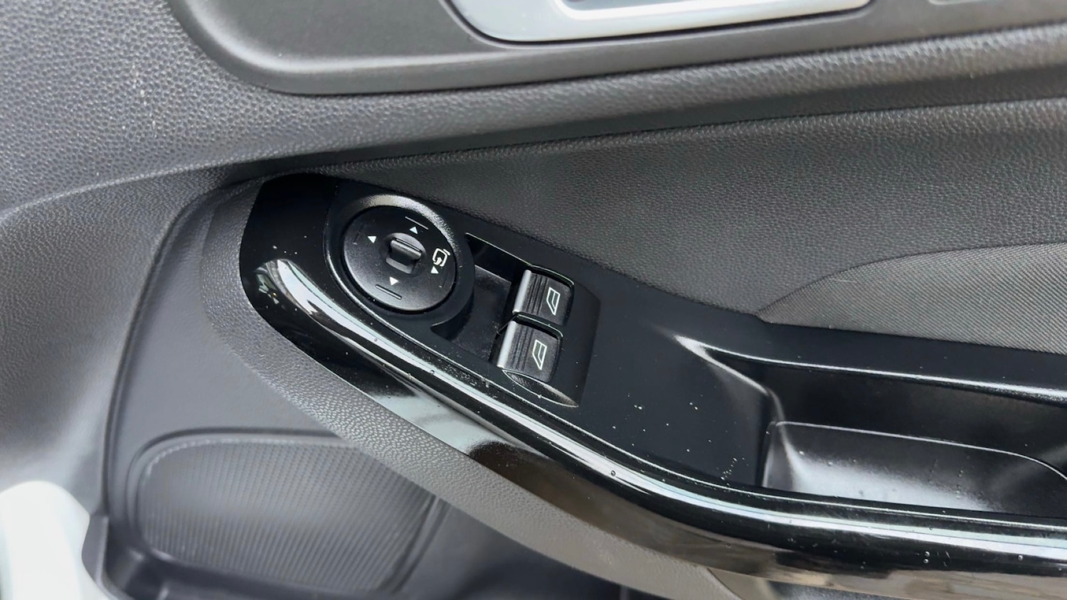 Used Ford Fiesta 2015 for sale - 76198766: Photo 9