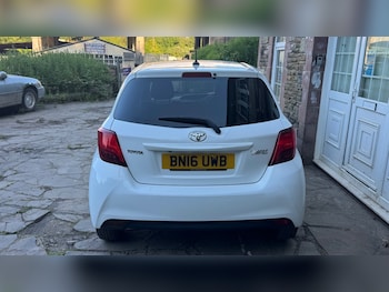 Used Toyota Yaris 2016 for sale - 78968195: Photo