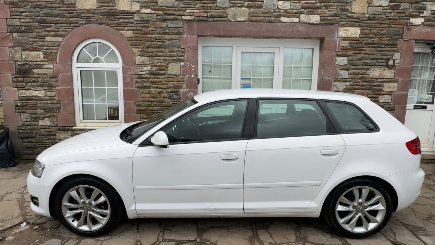 Used Audi A3 2012 for sale - 77854347: Photo 2