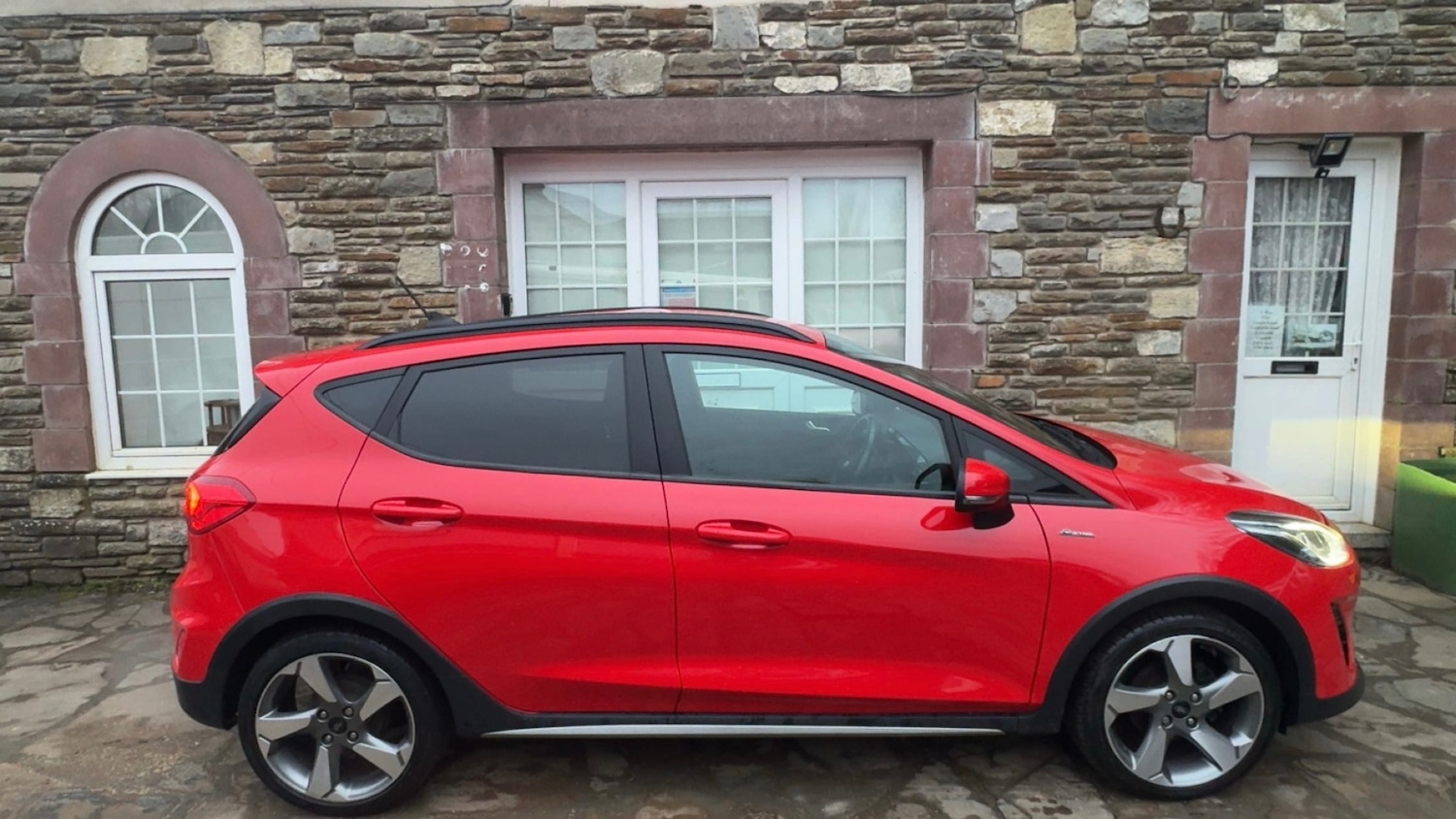 Used Ford Fiesta 2020 for sale - 77216376: Photo 6