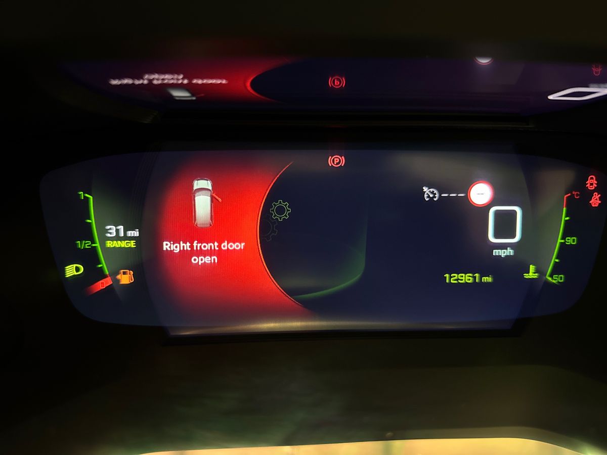 Used Peugeot 2008 2022 for sale - 78088571: Photo 23