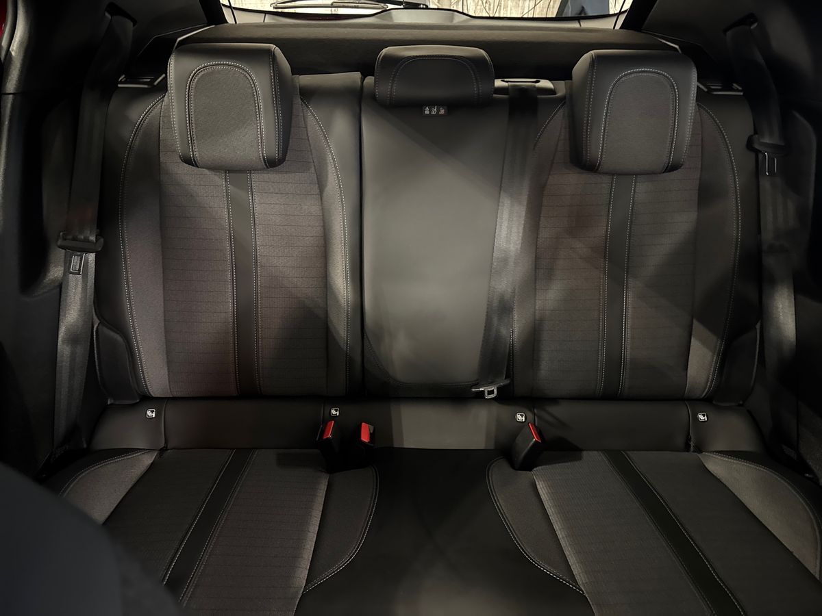 Used Peugeot 2008 2022 for sale - 78088571: Photo 28