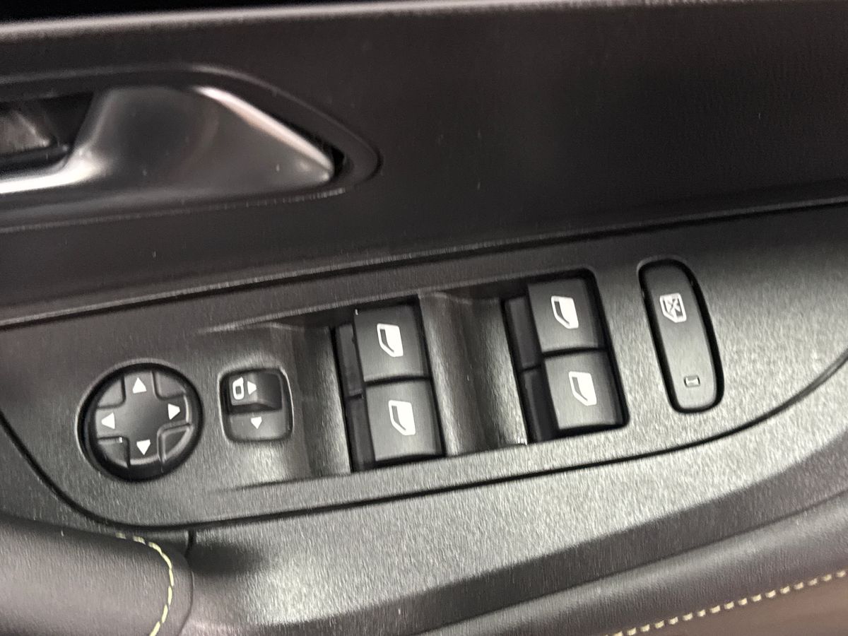 Used Peugeot 2008 2023 for sale - 77911278: Photo 24