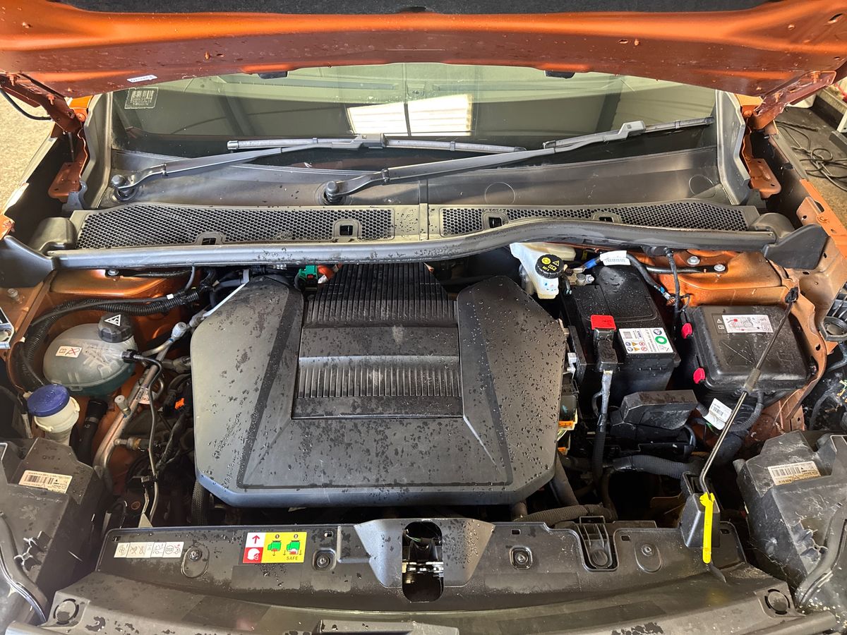 Vehicle 33